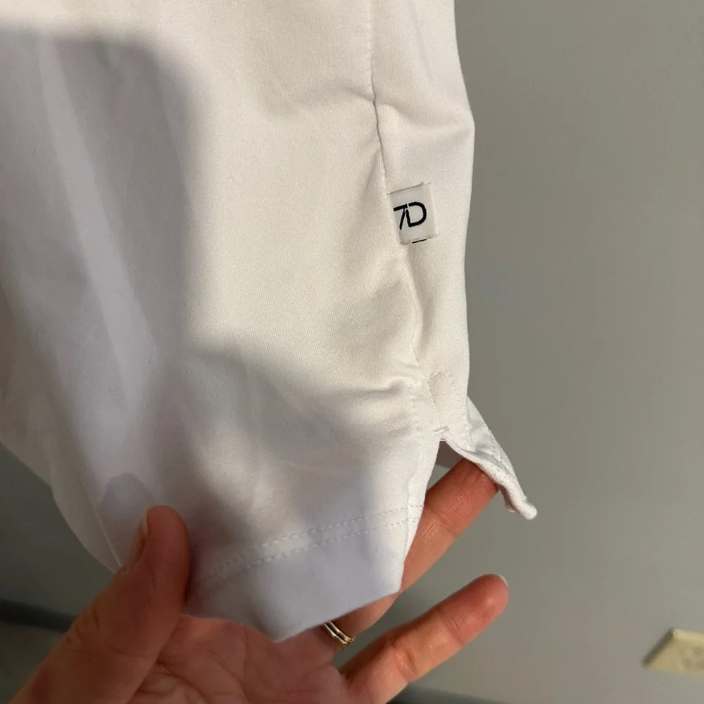7 Diamonds Crisp White Short Sleeve Tee